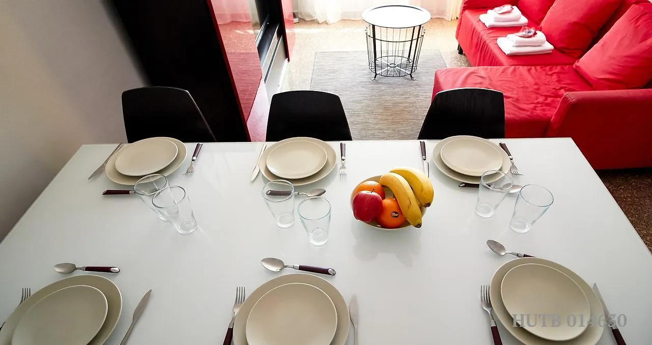 Alcam Barbera Del Valles Apartment