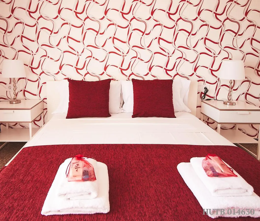 Alcam Barbera Del Valles Apartment